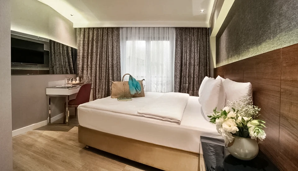 هتل دورا پرا استانبول